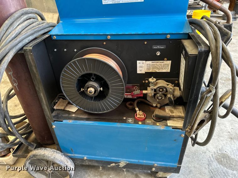 image for item ES6519 Miller Millermatic 250 welder