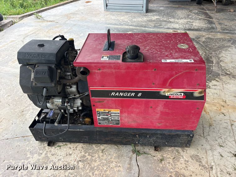 image for item ET0025 Lincoln Ranger 8 welder/generator