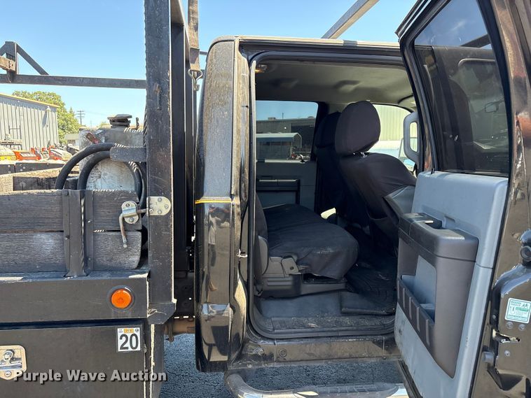 image for item ET0538 2015 Ford F-550 Crew Cab utility / service truck