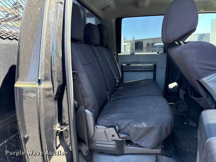image for item ET0538 2015 Ford F-550 Crew Cab utility / service truck