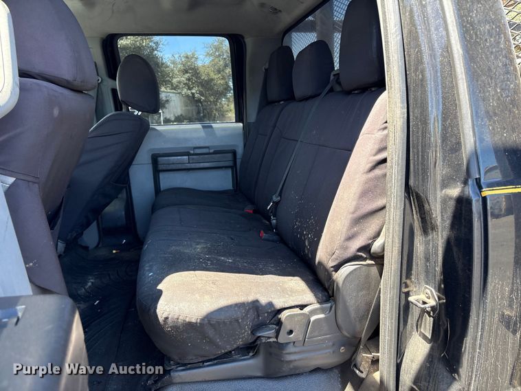 image for item ET0538 2015 Ford F-550 Crew Cab utility / service truck