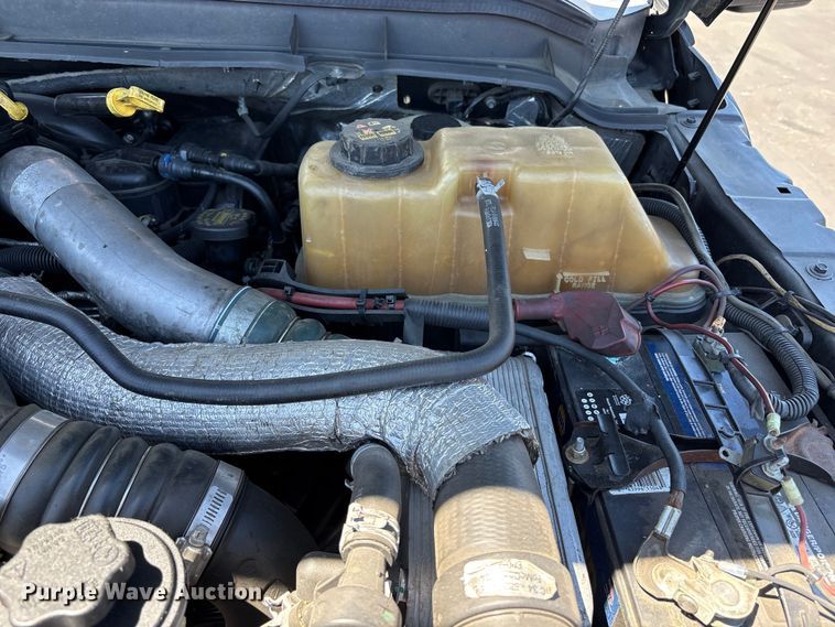image for item ET0538 2015 Ford F-550 Crew Cab utility / service truck