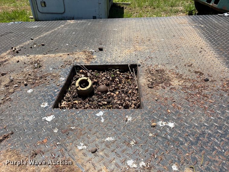 image for item ET2061 Flatbed