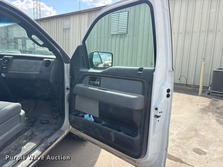 image for item ET2257 2012 Ford F-150 Ext. Cab pickup truck