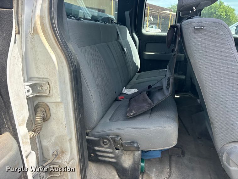 image for item ET2257 2012 Ford F-150 Ext. Cab pickup truck
