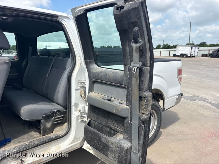 image for item ET2257 2012 Ford F-150 Ext. Cab pickup truck