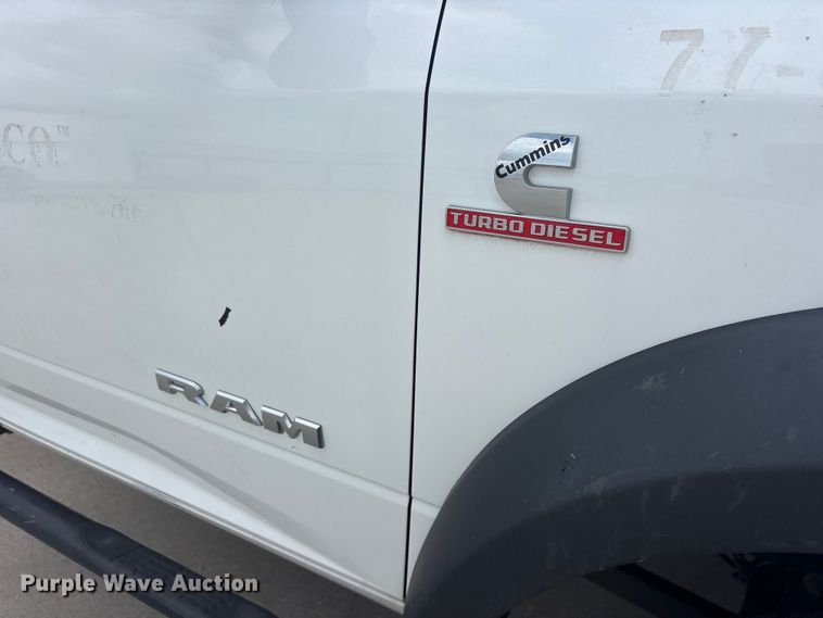 image for item ET2258 2019 RAM 5500 truck cab and chassis