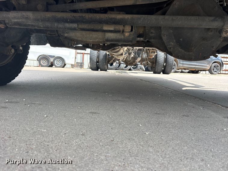 image for item ET2258 2019 RAM 5500 truck cab and chassis