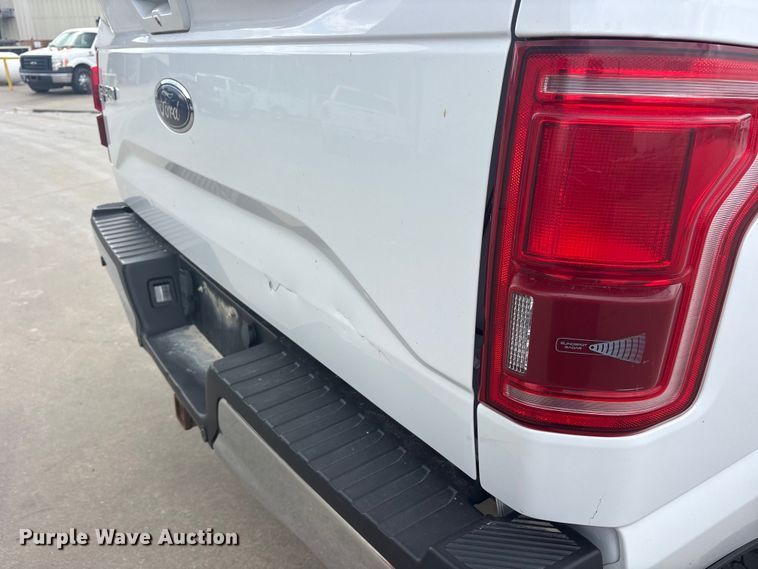 image for item ET2259 2015 Ford F150 Crew Cab pickup truck