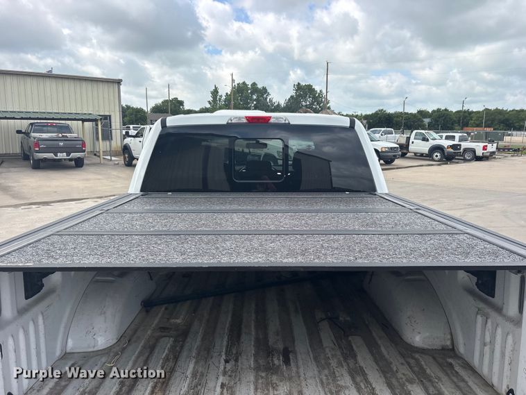 image for item ET2259 2015 Ford F150 Crew Cab pickup truck