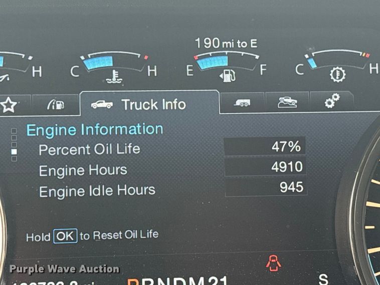 image for item ET2259 2015 Ford F150 Crew Cab pickup truck