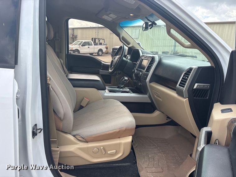 image for item ET2259 2015 Ford F150 Crew Cab pickup truck