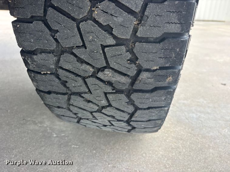 image for item ET2259 2015 Ford F150 Crew Cab pickup truck