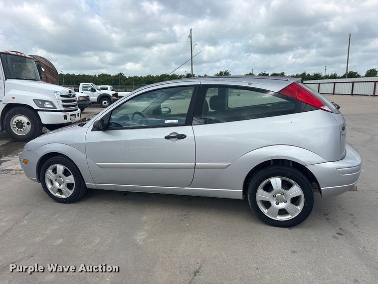 image for item ET2260 2007 Ford Focus 