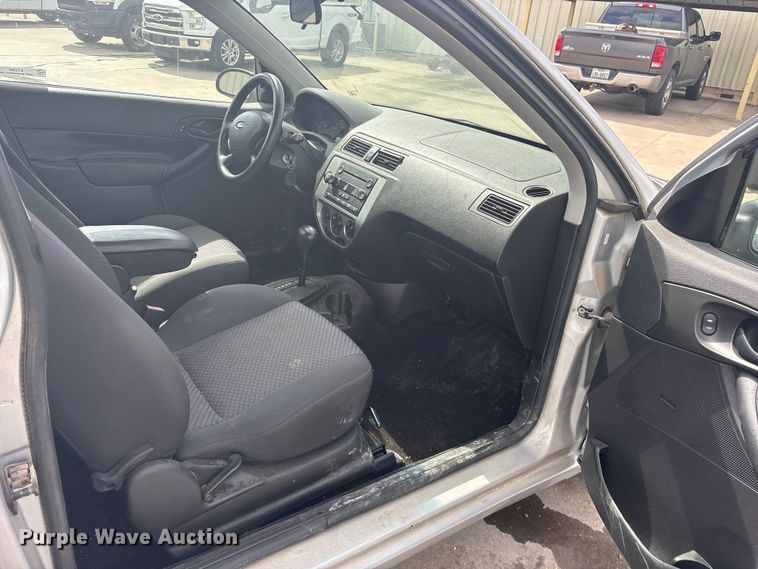 image for item ET2260 2007 Ford Focus 