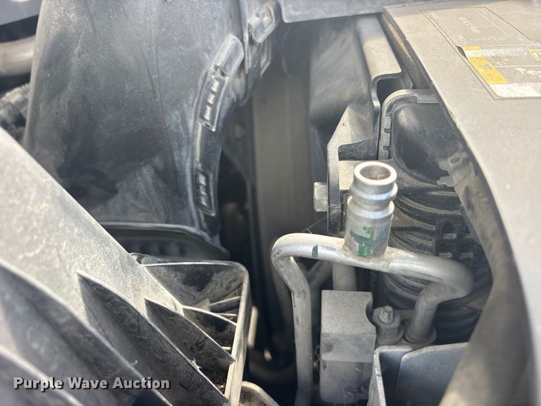 image for item ET2261 2019 RAM 5500 truck cab and chassis