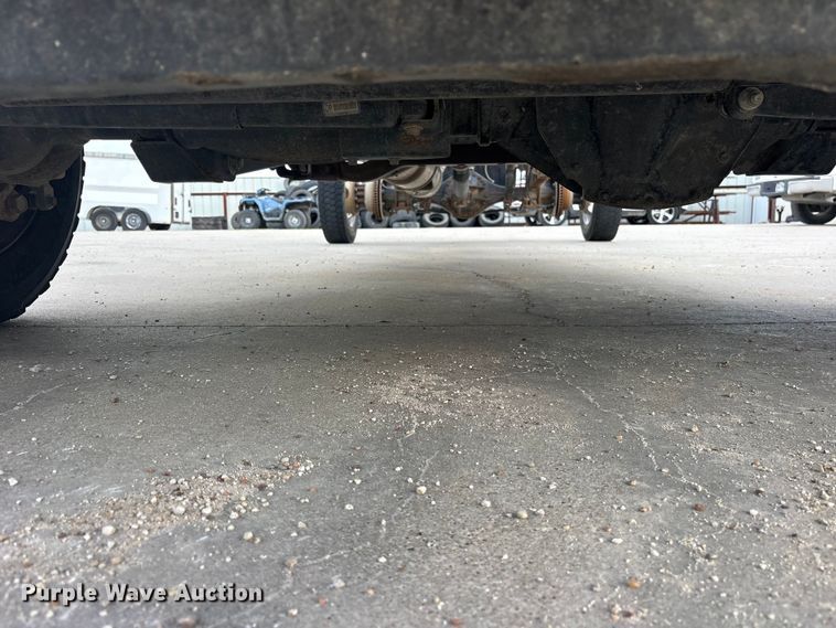 image for item ET2261 2019 RAM 5500 truck cab and chassis
