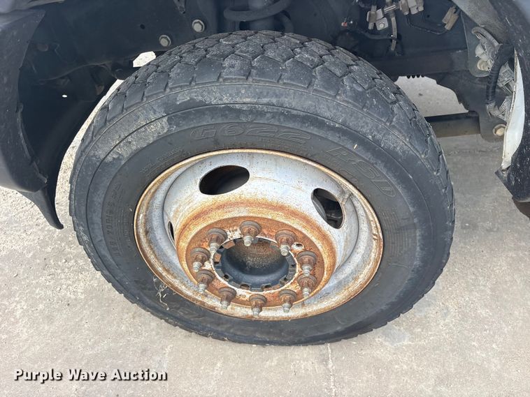 image for item ET2261 2019 RAM 5500 truck cab and chassis
