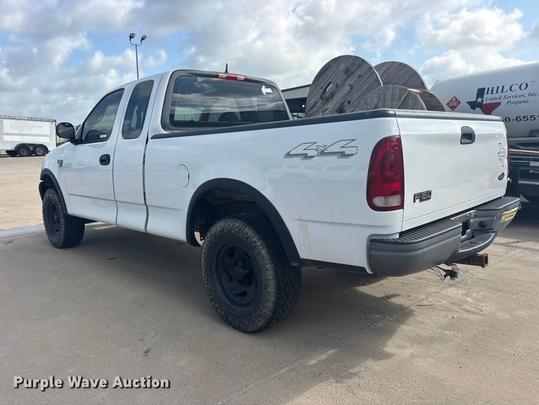 image for item ET2262 2002 Ford F150 Ext. Cab pickup truck