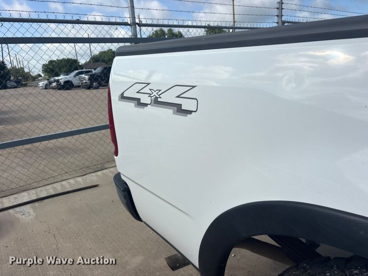 image for item ET2262 2002 Ford F150 Ext. Cab pickup truck