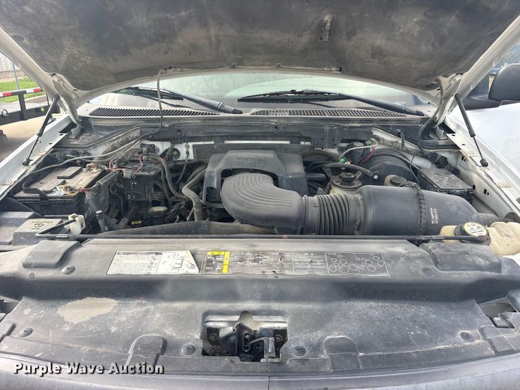 image for item ET2262 2002 Ford F150 Ext. Cab pickup truck