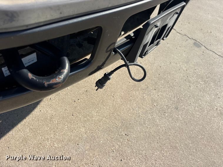 image for item ET2263 2006 Ford F550 Super Duty flatbed truck