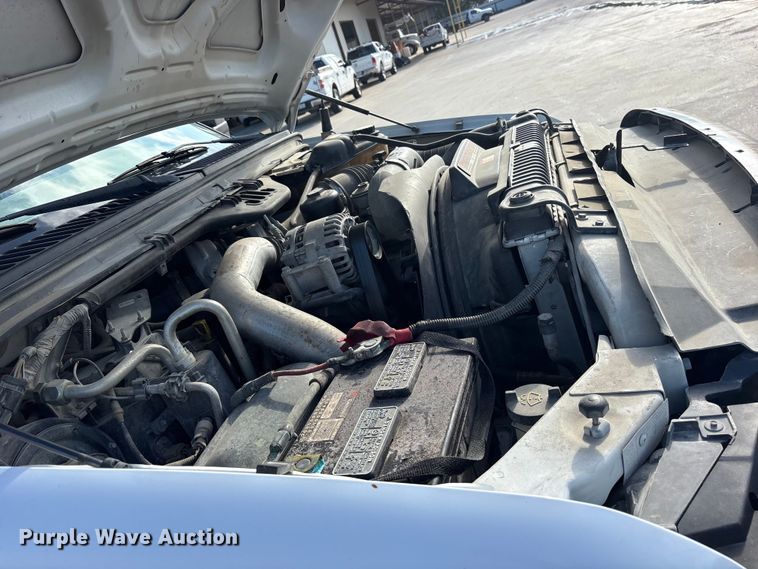 image for item ET2263 2006 Ford F550 Super Duty flatbed truck