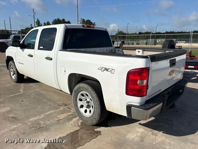 image for item ET2264 2013 Chevrolet Silverado 1500 Crew Cab pickup truck
