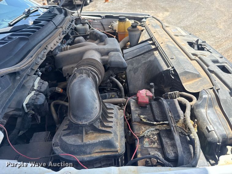 image for item ET6372 2019 Ford F250 Super Duty Ext. Cab pickup truck