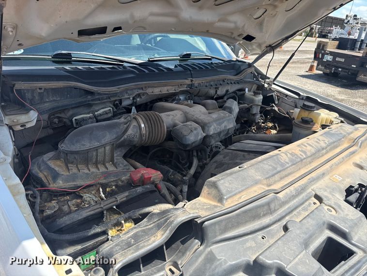 image for item ET6372 2019 Ford F250 Super Duty Ext. Cab pickup truck
