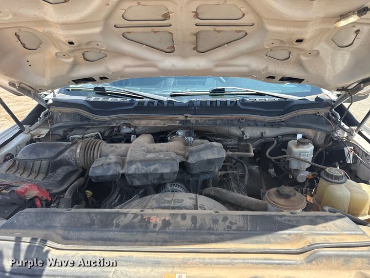image for item ET6372 2019 Ford F250 Super Duty Ext. Cab pickup truck