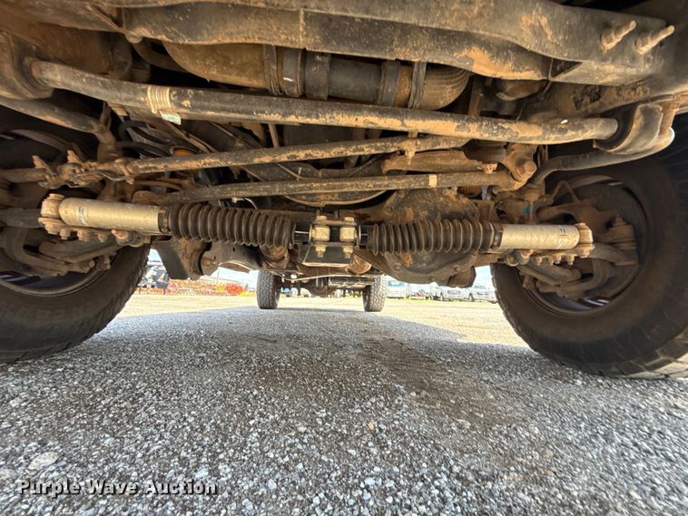 image for item ET6372 2019 Ford F250 Super Duty Ext. Cab pickup truck