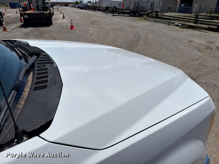 image for item ET6373 2017 Ford F250 Super Duty Ext. Cab pickup truck
