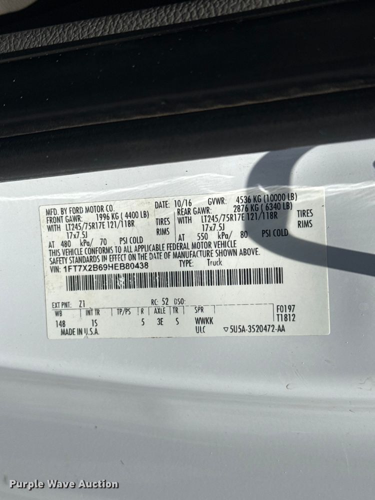 image for item ET6373 2017 Ford F250 Super Duty Ext. Cab pickup truck