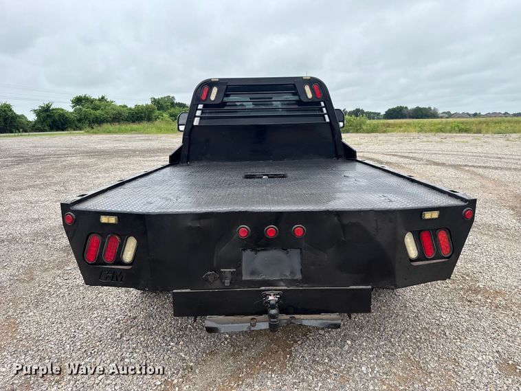 image for item ET6377 2017 Ford F550 Super Duty flatbed truck