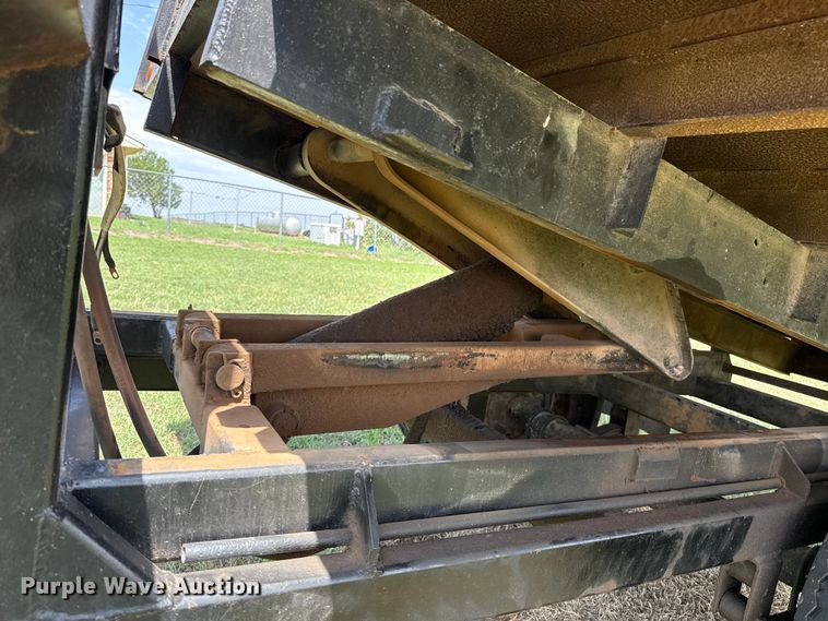 image for item ET6395 Shop Built dump trailer