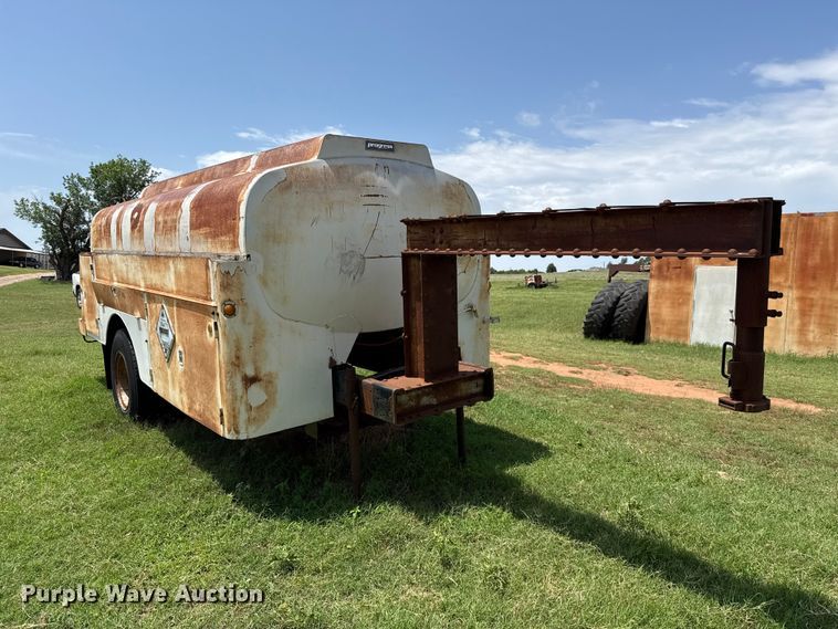 image for item ET6396 Shop Built fuel trailer