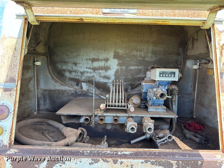 image for item ET6396 Shop Built fuel trailer