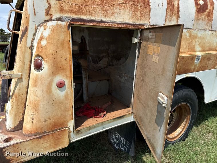 image for item ET6396 Shop Built fuel trailer
