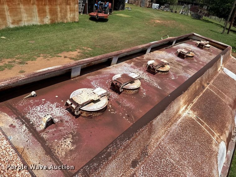 image for item ET6396 Shop Built fuel trailer