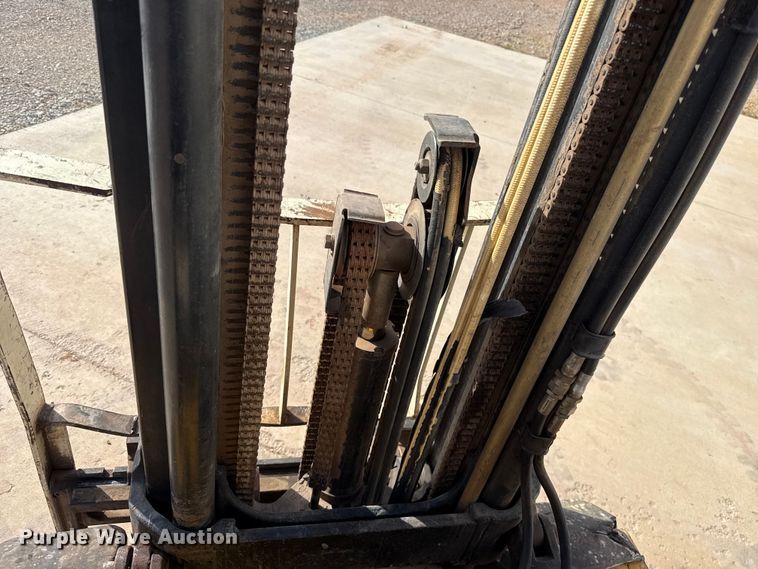 image for item ET6403 Yale GDP060VXEXSE091 forklift