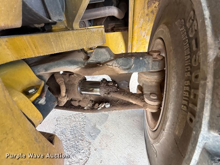 image for item ET6403 Yale GDP060VXEXSE091 forklift