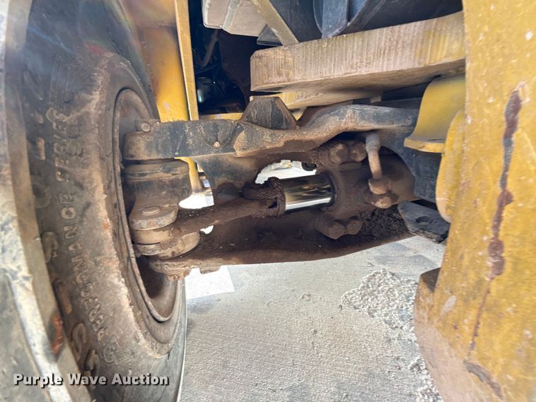 image for item ET6403 Yale GDP060VXEXSE091 forklift