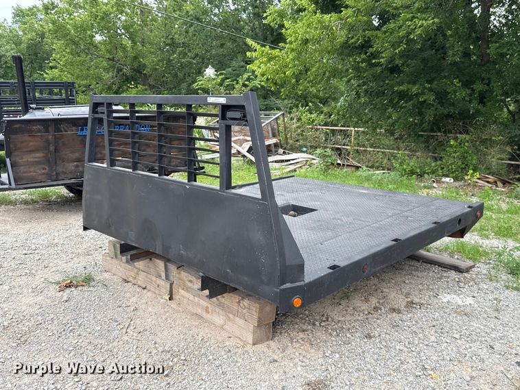 image for item ET6412 J&I Mfg. flatbed