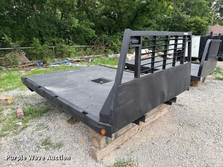 image for item ET6412 J&I Mfg. flatbed