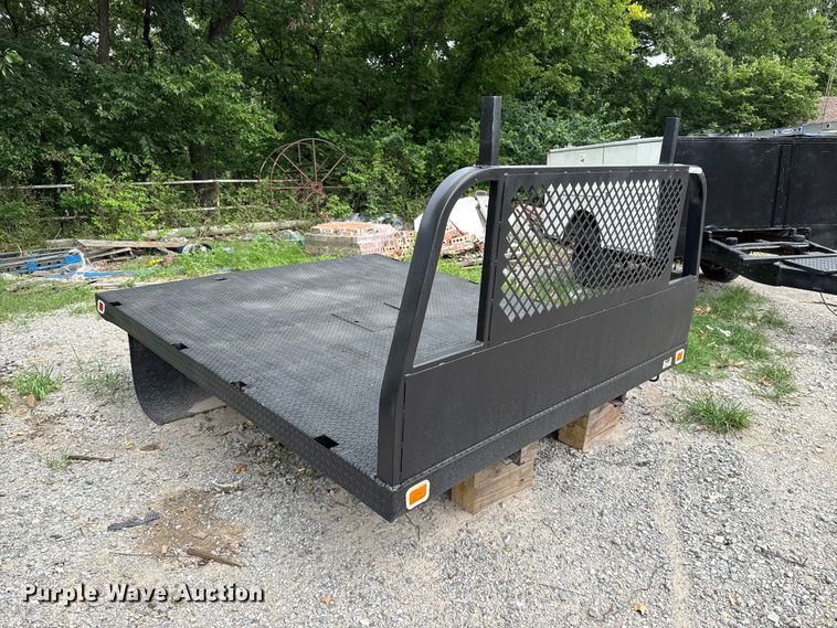 image for item ET6413 Knapheide flatbed