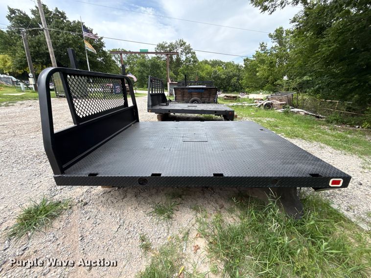 image for item ET6413 Knapheide flatbed