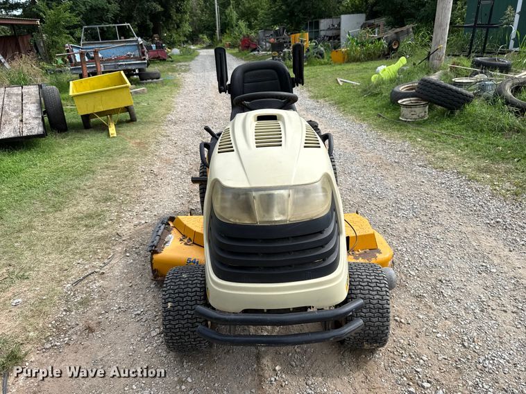 image for item ET6419 2006 Cub Cadet GT1554 lawn mower