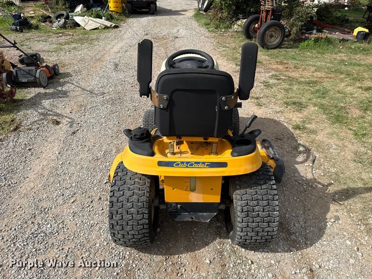 image for item ET6419 2006 Cub Cadet GT1554 lawn mower