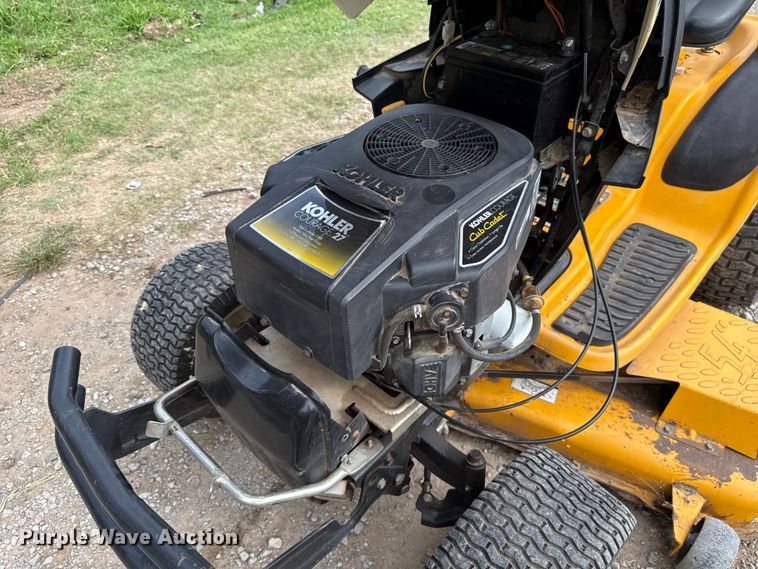 image for item ET6419 2006 Cub Cadet GT1554 lawn mower